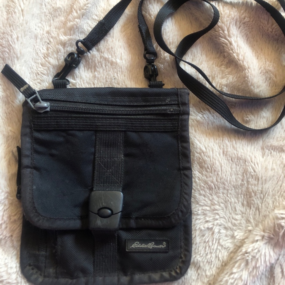 Eddie Bauer Cross body bag.